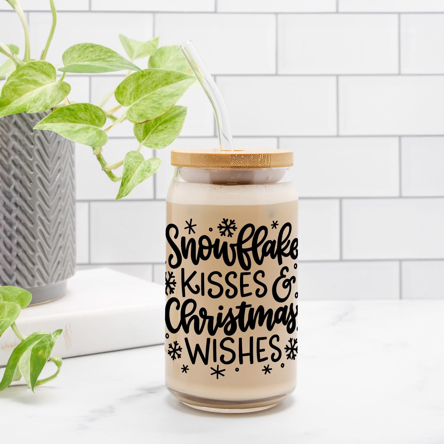 Snowflake Kisses Glass Can